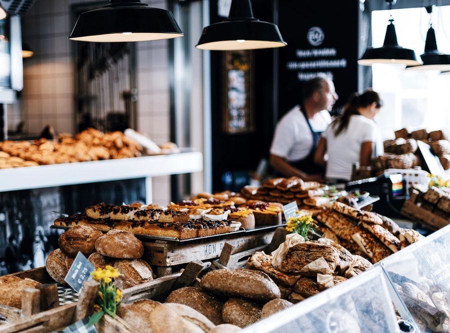 Pâtisseries du jour en vitrine