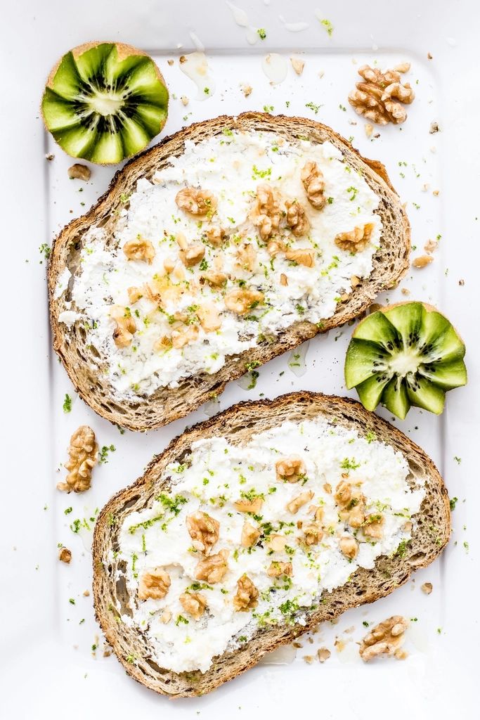 Tartine chèvre-miel